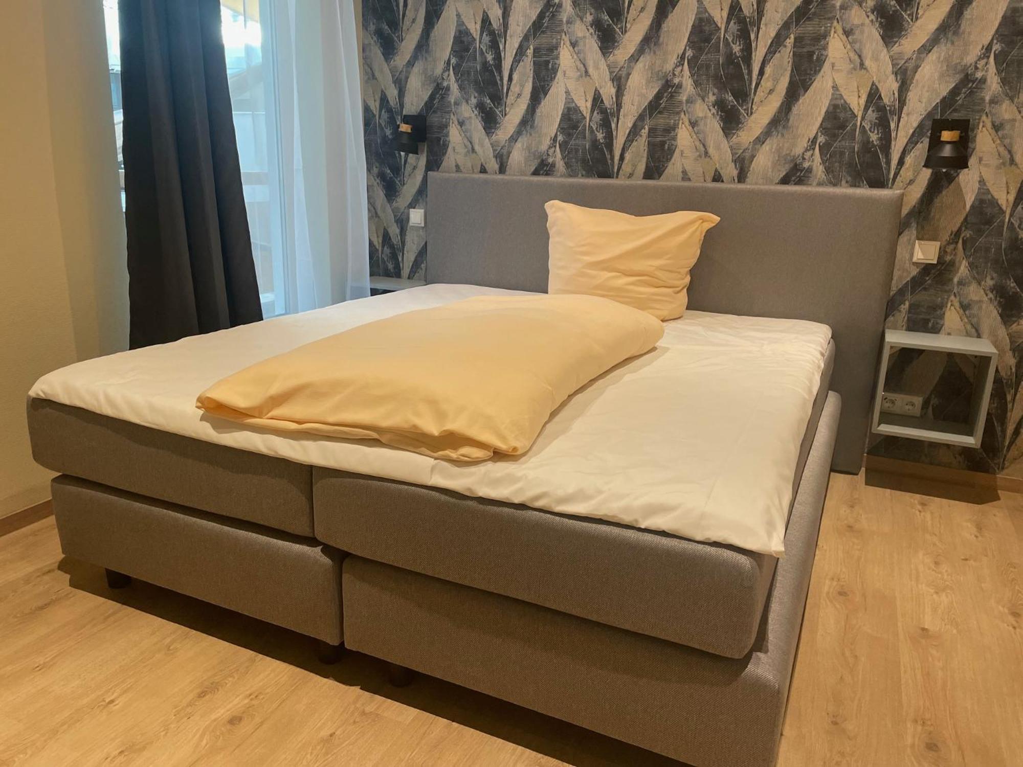 Hotel Rabenstein Raben Steinfeld Екстер'єр фото
