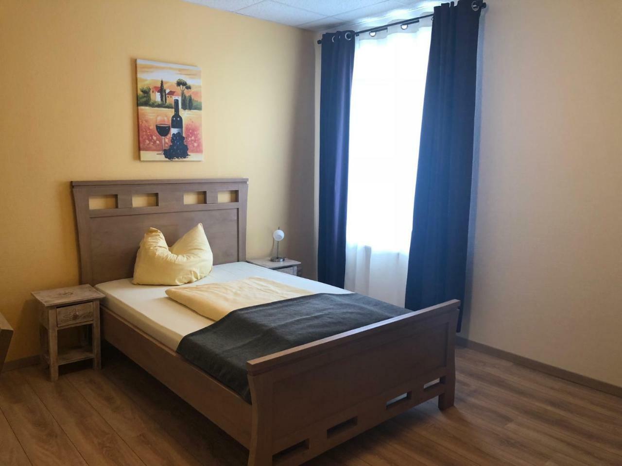 Hotel Rabenstein Raben Steinfeld Екстер'єр фото